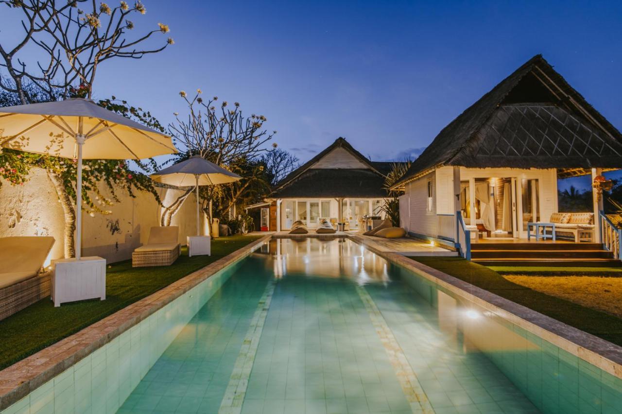 Four Bedroom Villa Beach Front