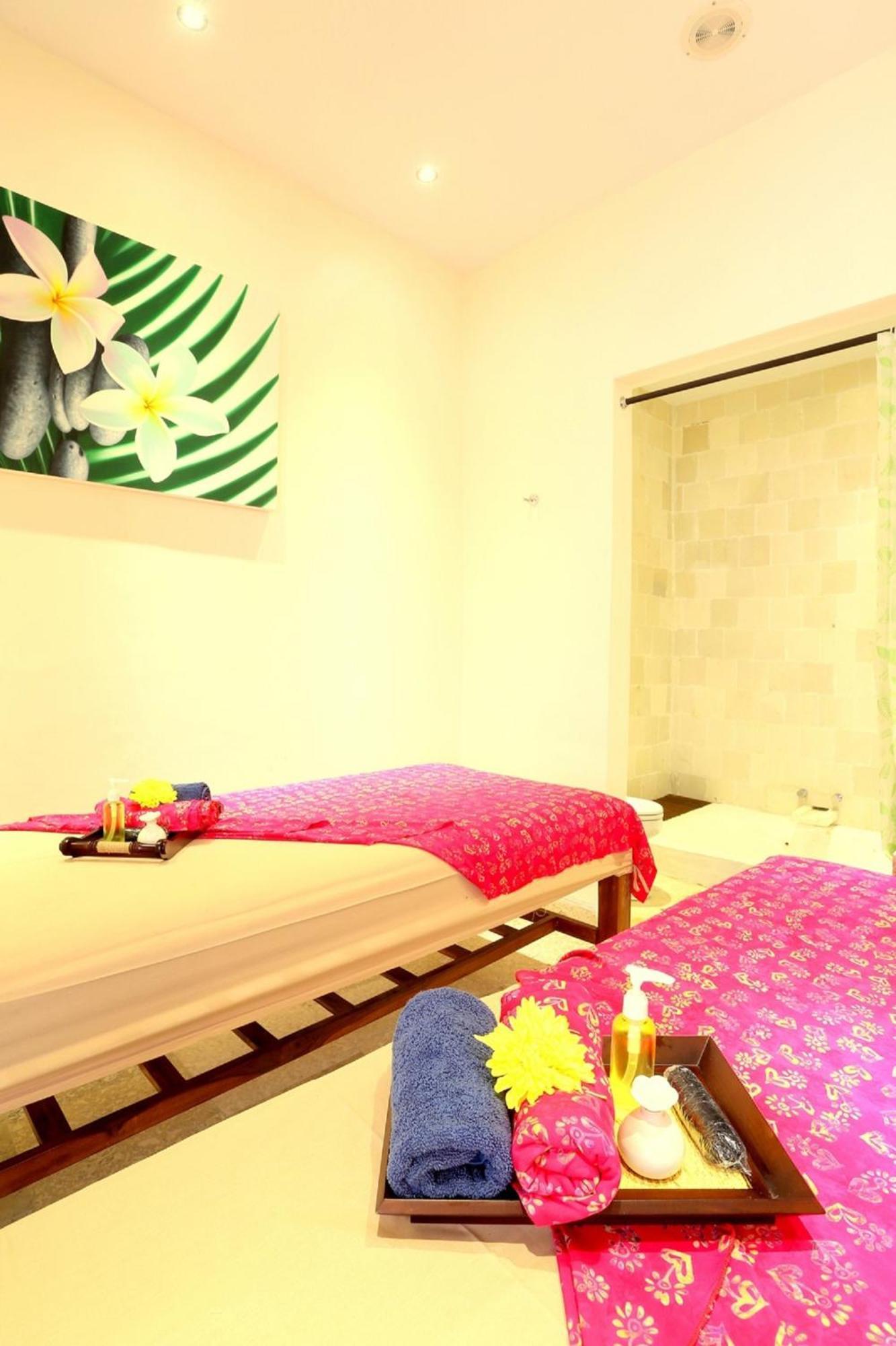 Spa at One-Bedroom Villa Private Pool