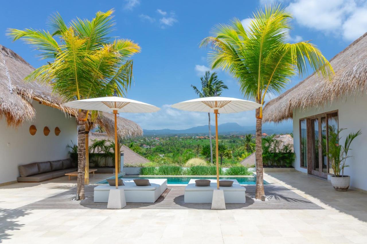 Suite Private Pool,1589307135:JPEG