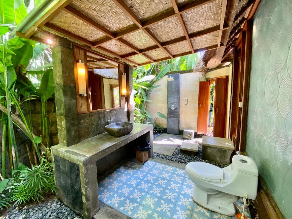 Bungalow Patio,1201885135:JPEG