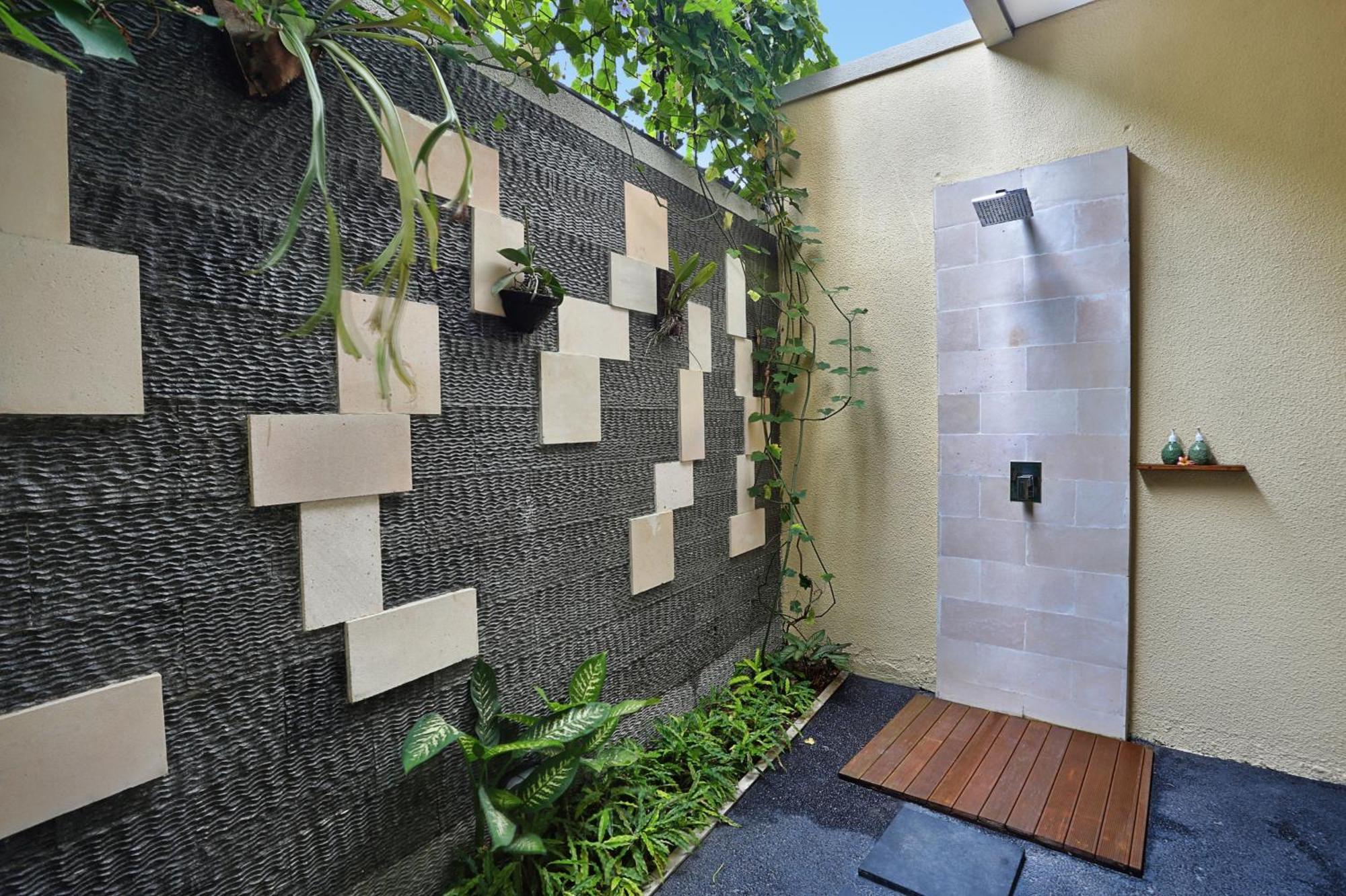 Super Deluxe Double Room Pool View