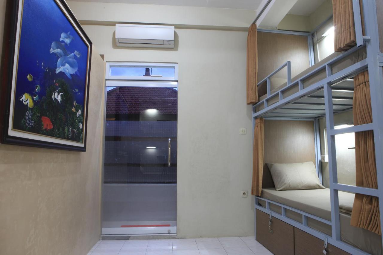 Bed 10-Bed Mixed Dormitory Room