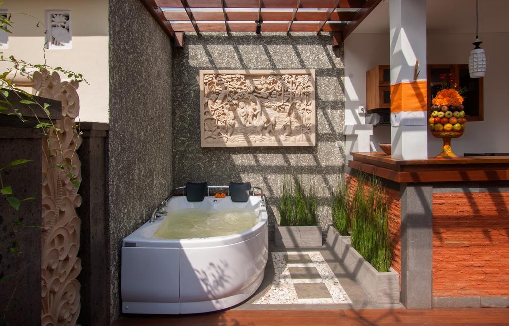 Suite Hot Tub