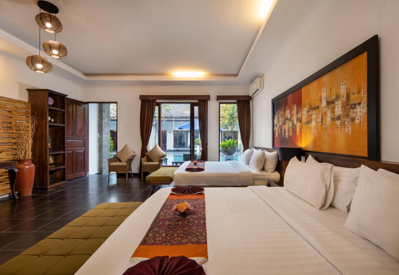 Deluxe Family Room Two King Beds