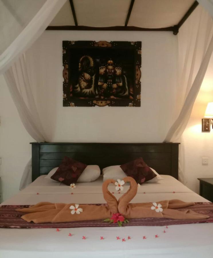 Chambre Double ou Lits Jumeaux Deluxe – Vue sur Jardin