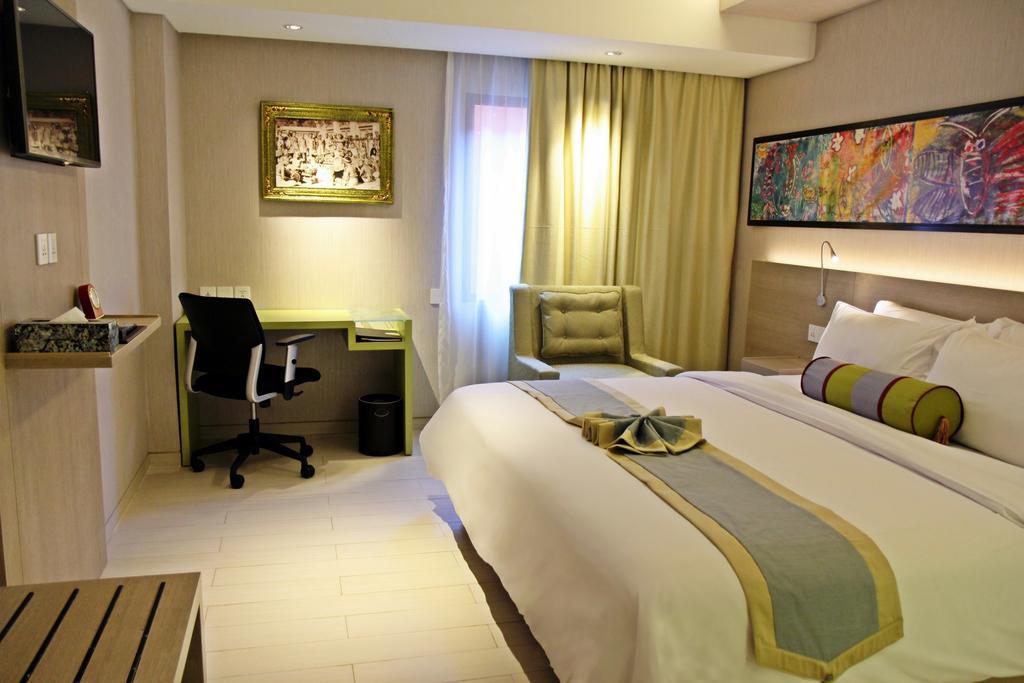 Superior King Room,197467882:JPEG