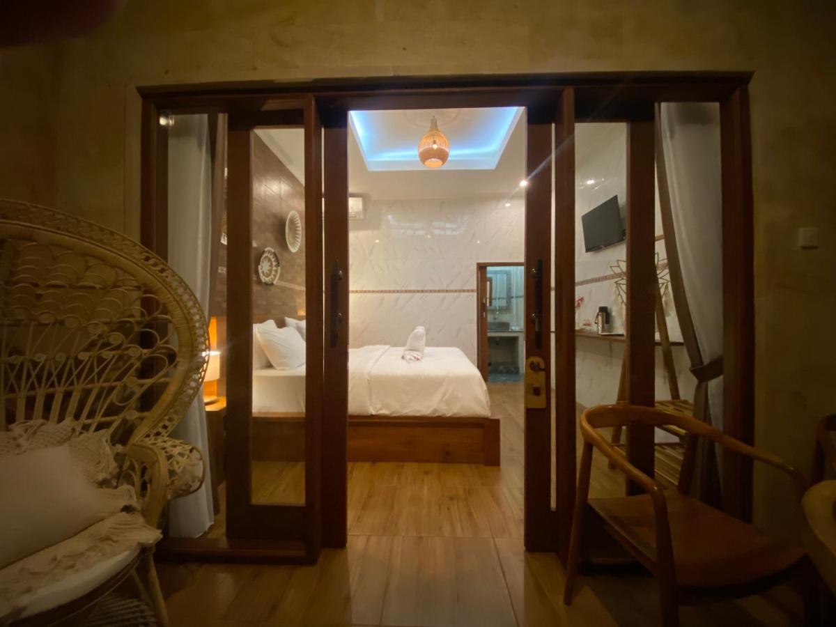 Chambre Lit Queen-Size avec Balcon