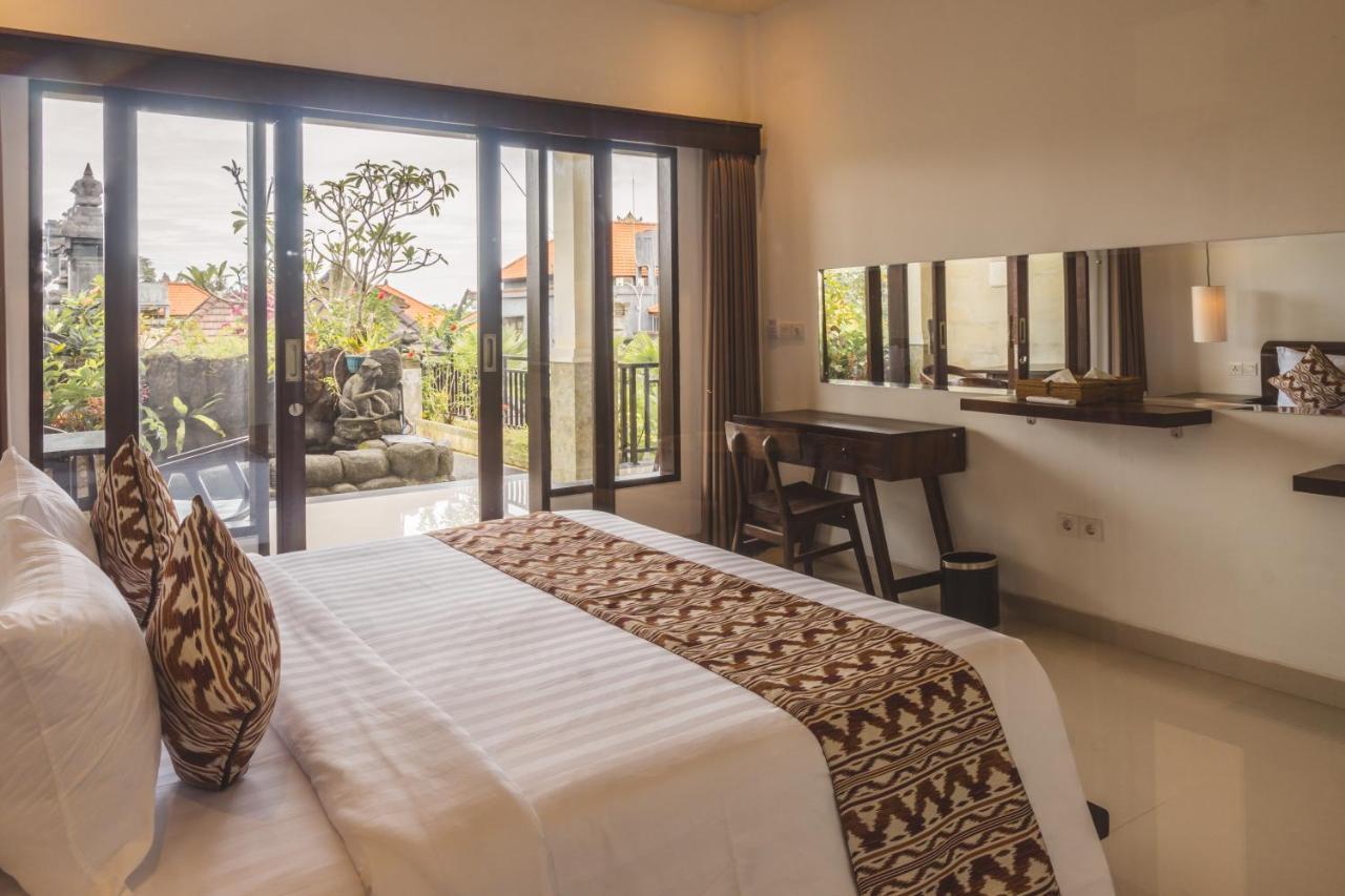 Double Room Pool View