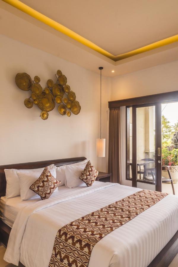 Double Room Pool View