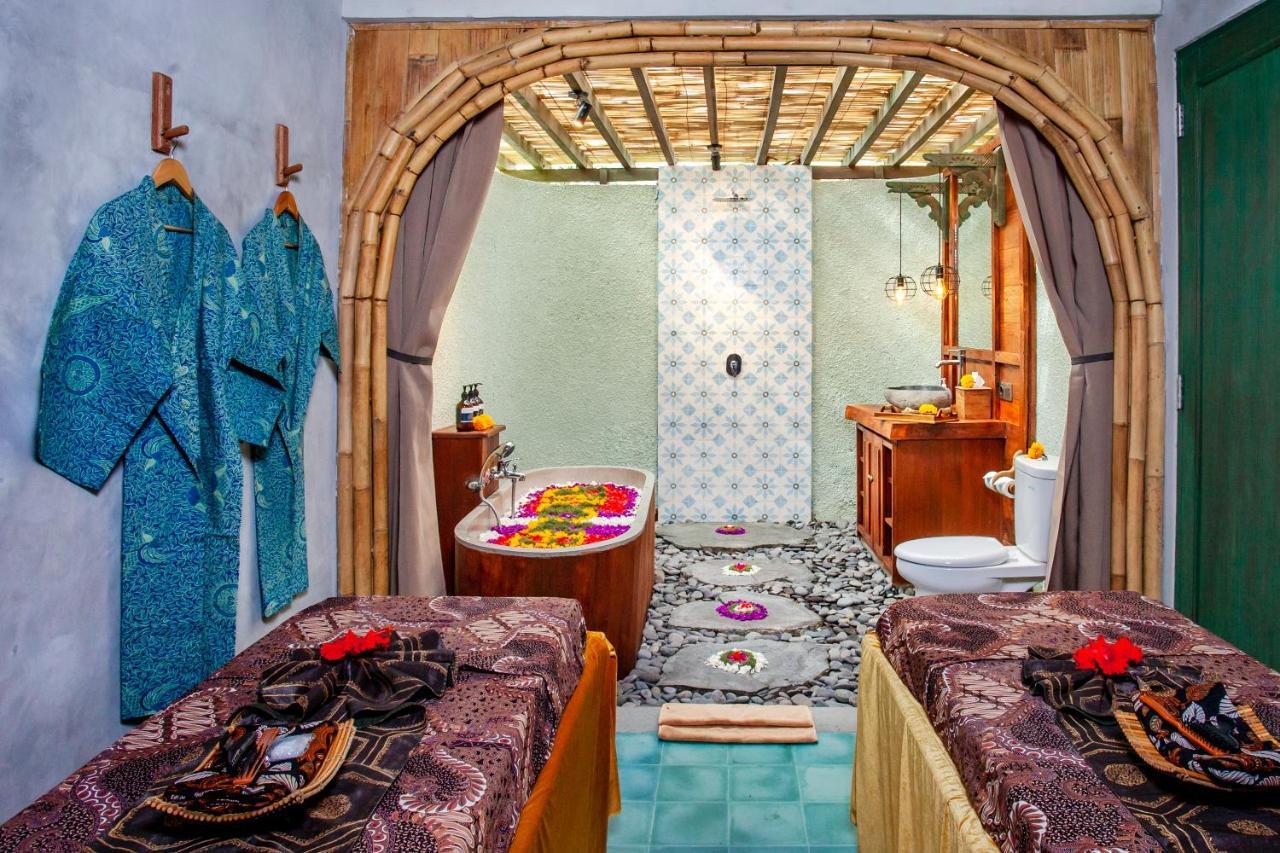 Wooden Suite