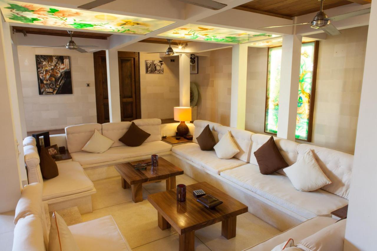 Three Bedrooms Deluxe Villa