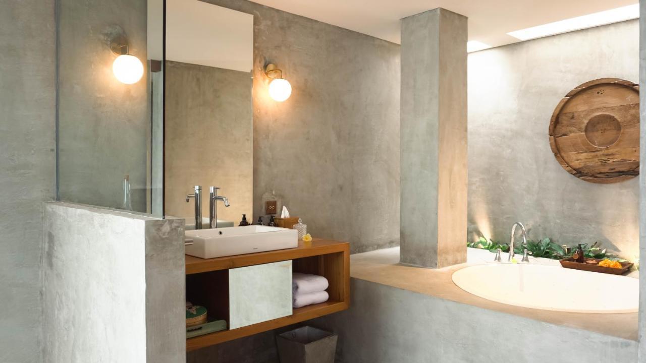 Annora Suite Seating Area