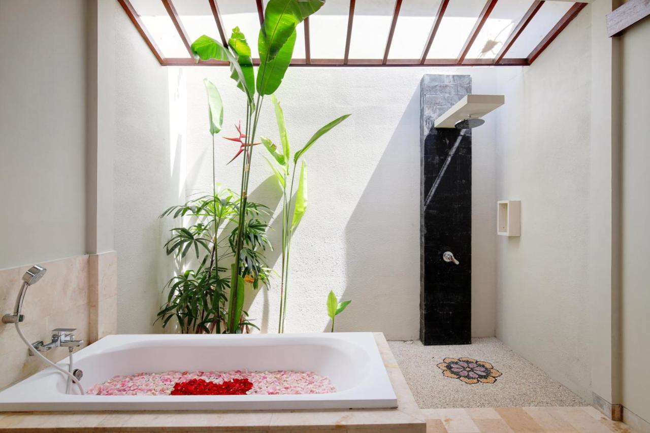 One Bedroom Deluxe Private Pool Villa Shuttle to Jimbaran Area