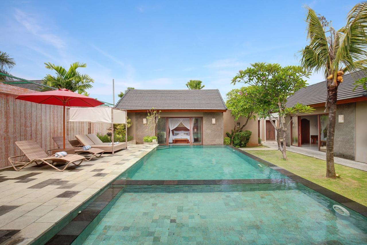 Three-Bedroom Suite Private Pool Villa Shuttle to Jimbaran Area