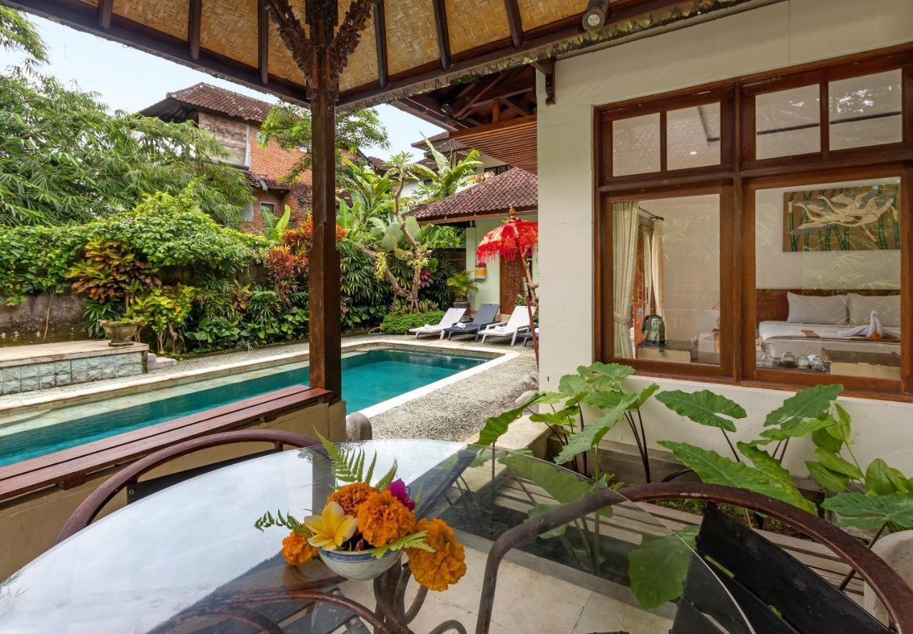 King Room Pool View