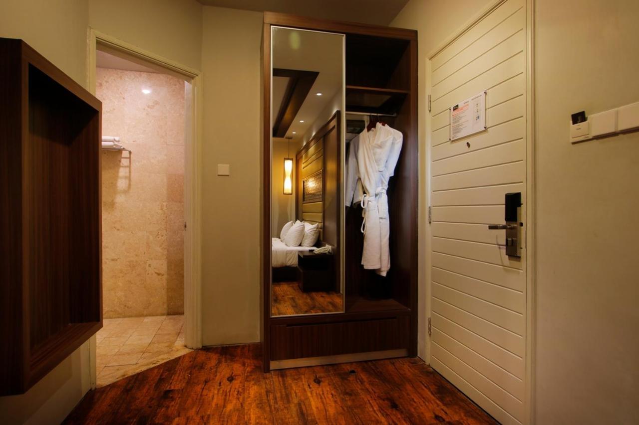 Suite Room