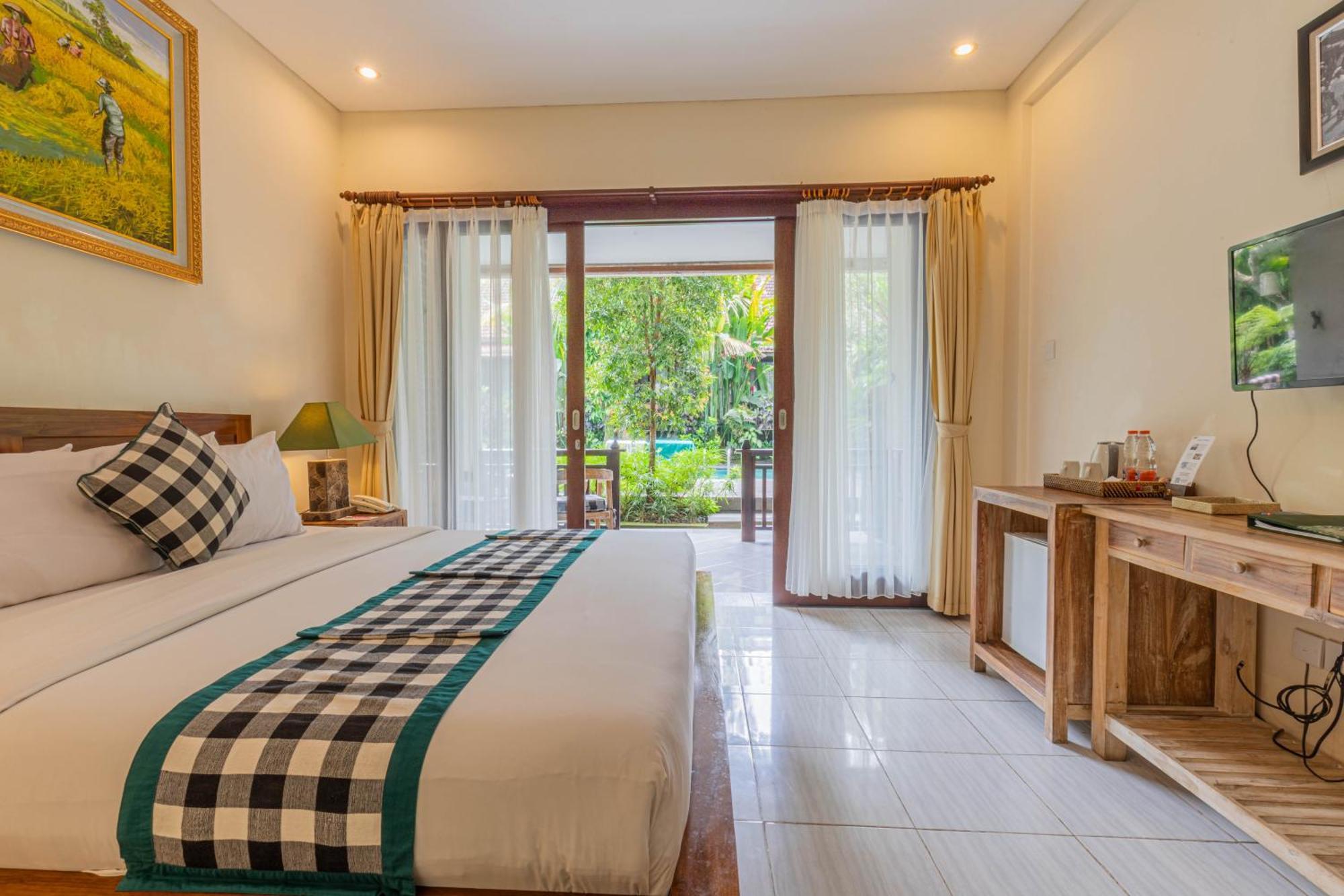 Standard Double Room,1364179205:JPEG