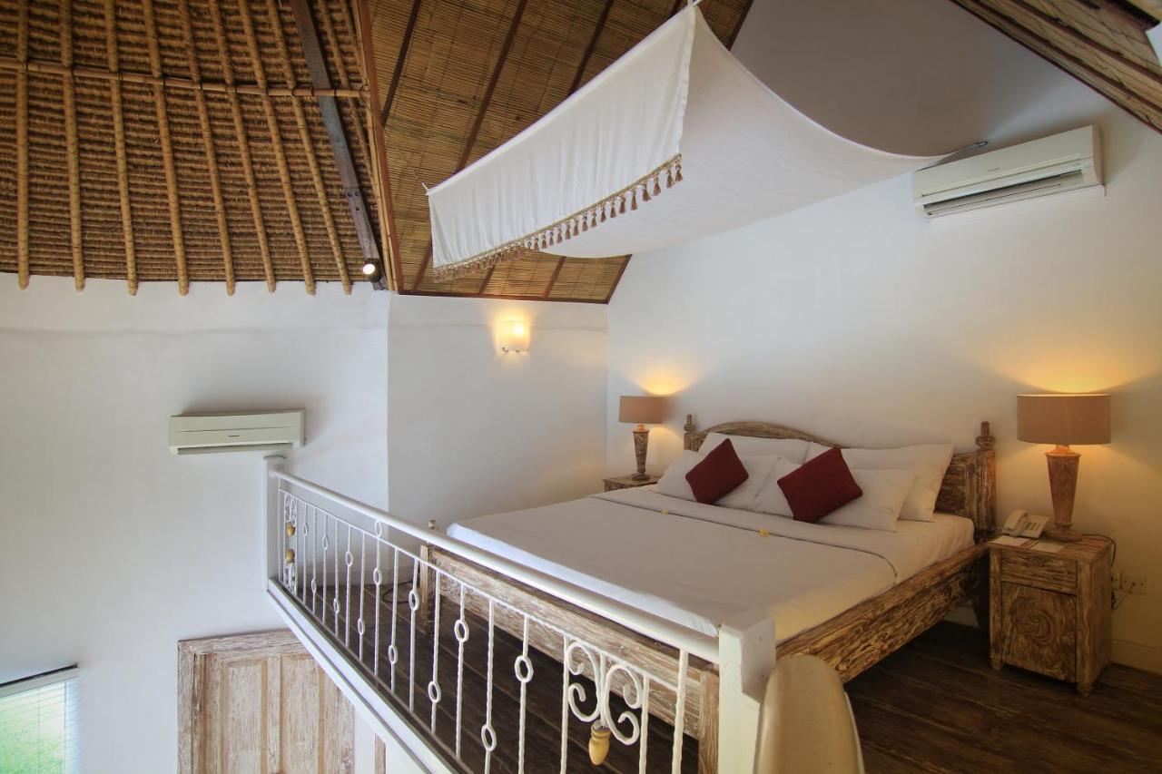 Lagoon Villa