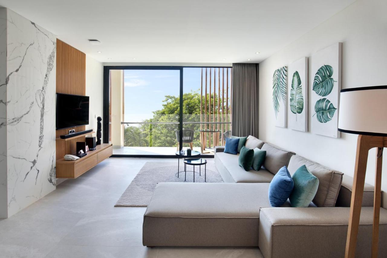 Apartment with Garden View