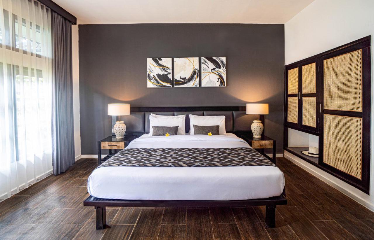 Superior Double or Twin Room Pool View