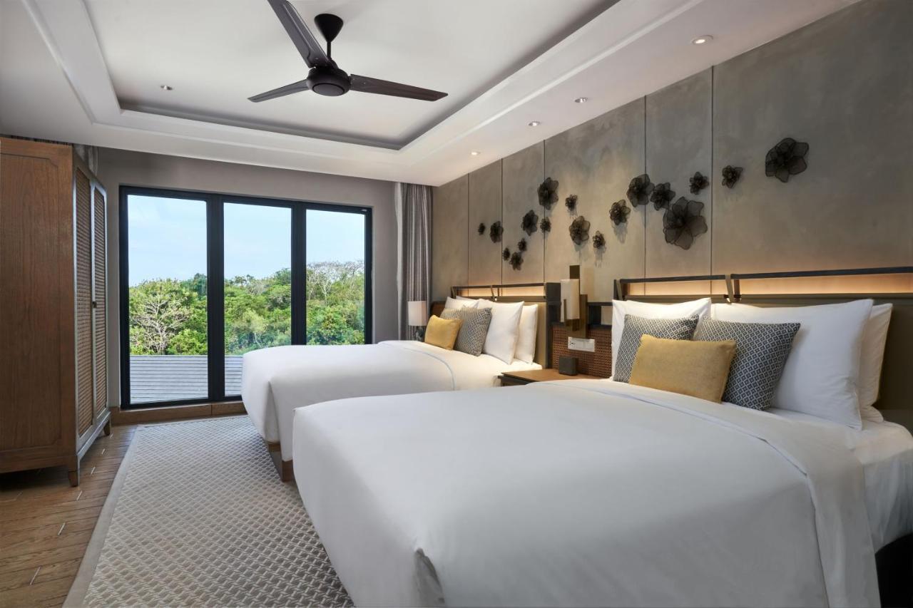 Two-Bedroom Apartment Balcony Plunge Pool