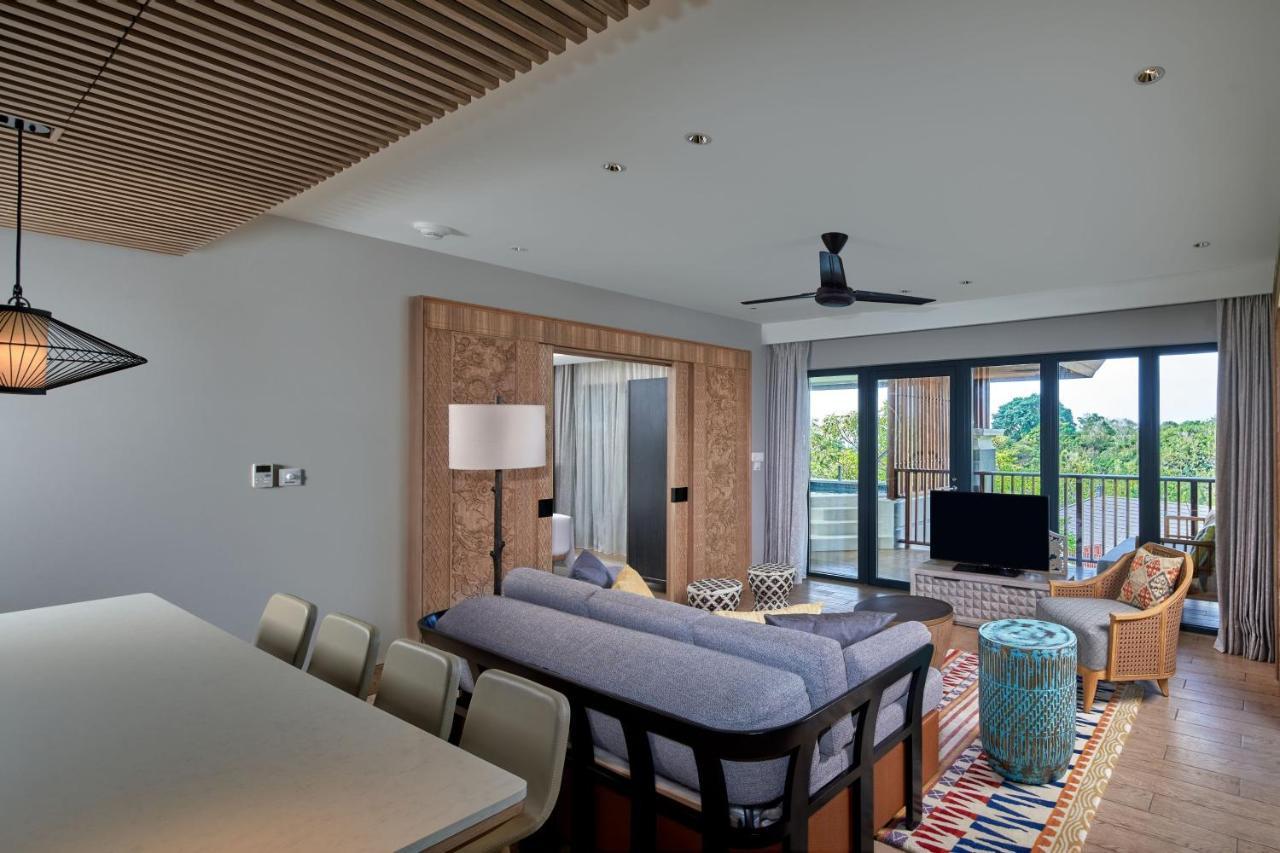 Two-Bedroom Apartment Balcony Plunge Pool