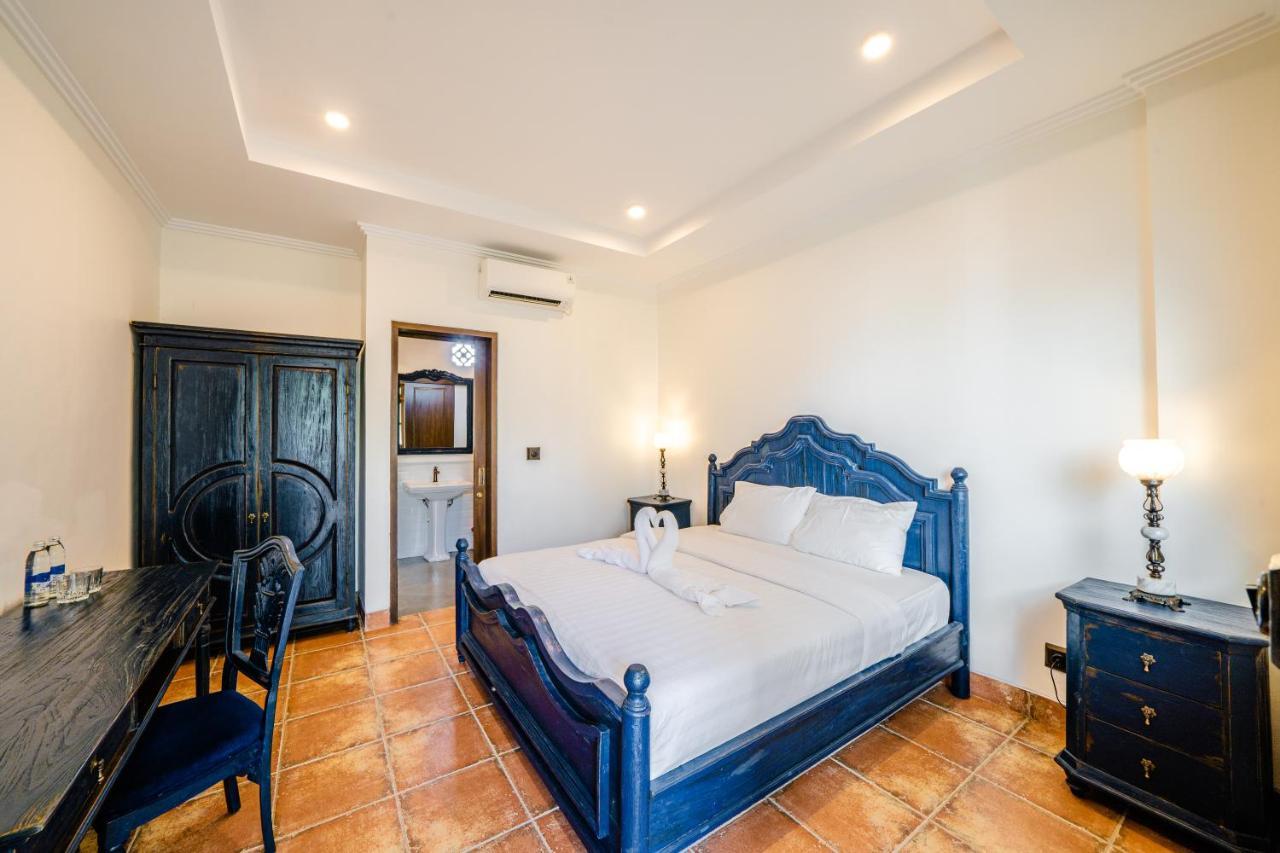 Deluxe Double Room Garden View