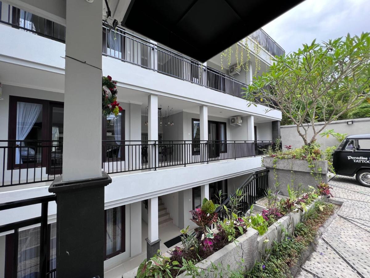 Queen Room Balcony