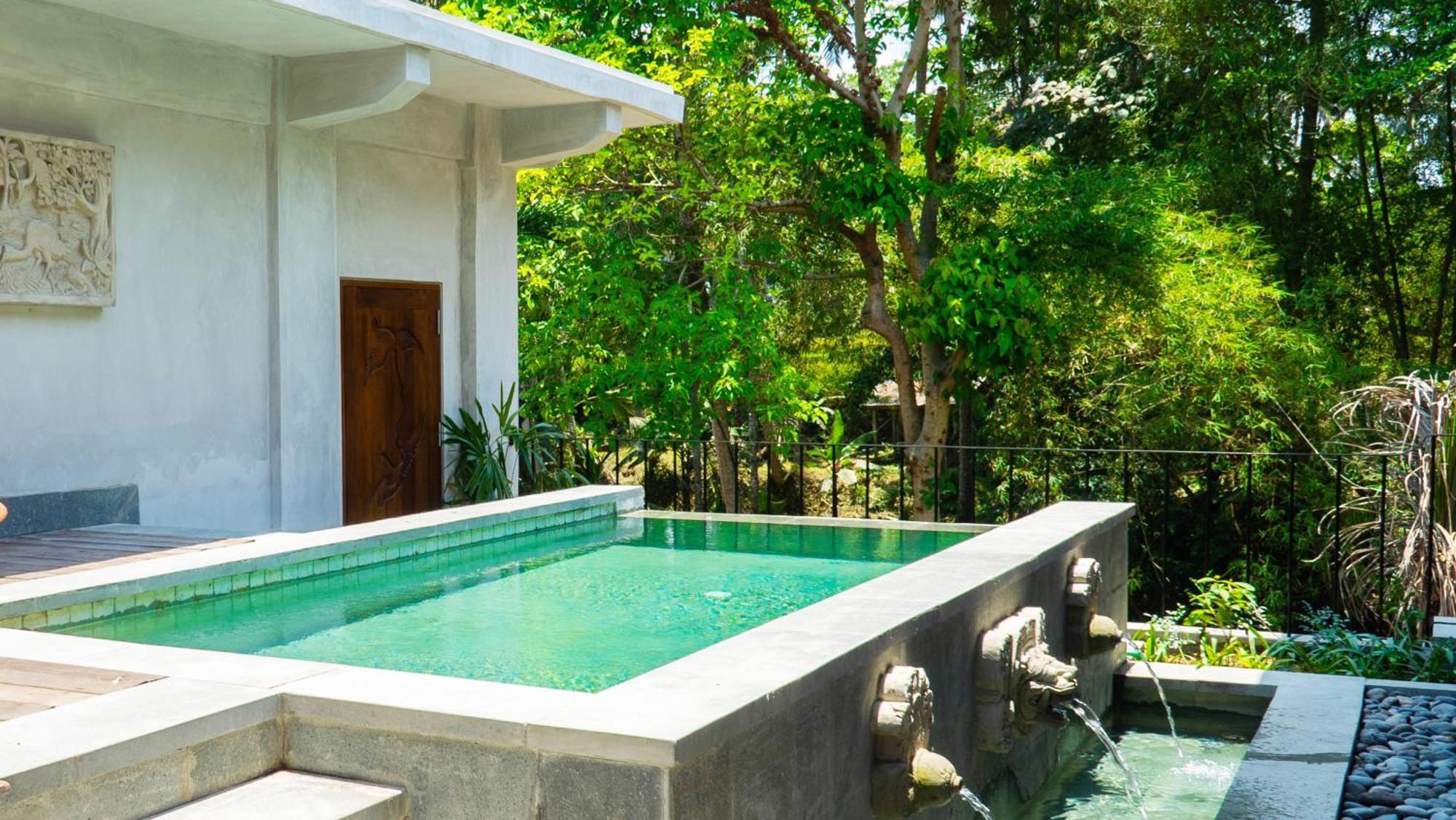 Rooftop Villa Pool Benefit