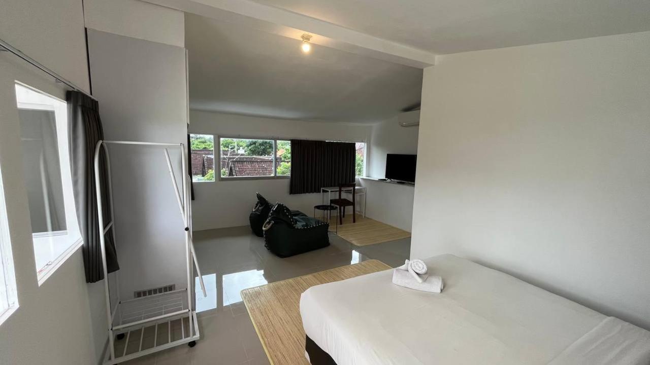 Double Room Private Bathroom
