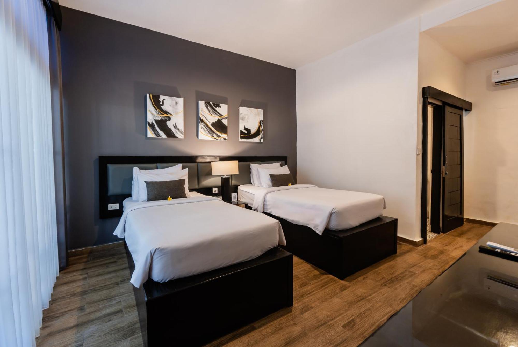 Superior Double or Twin Room Pool View