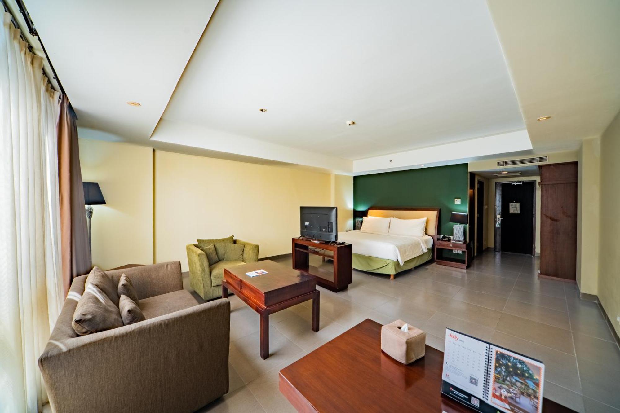 Junior Suite,1689845507:JPEG