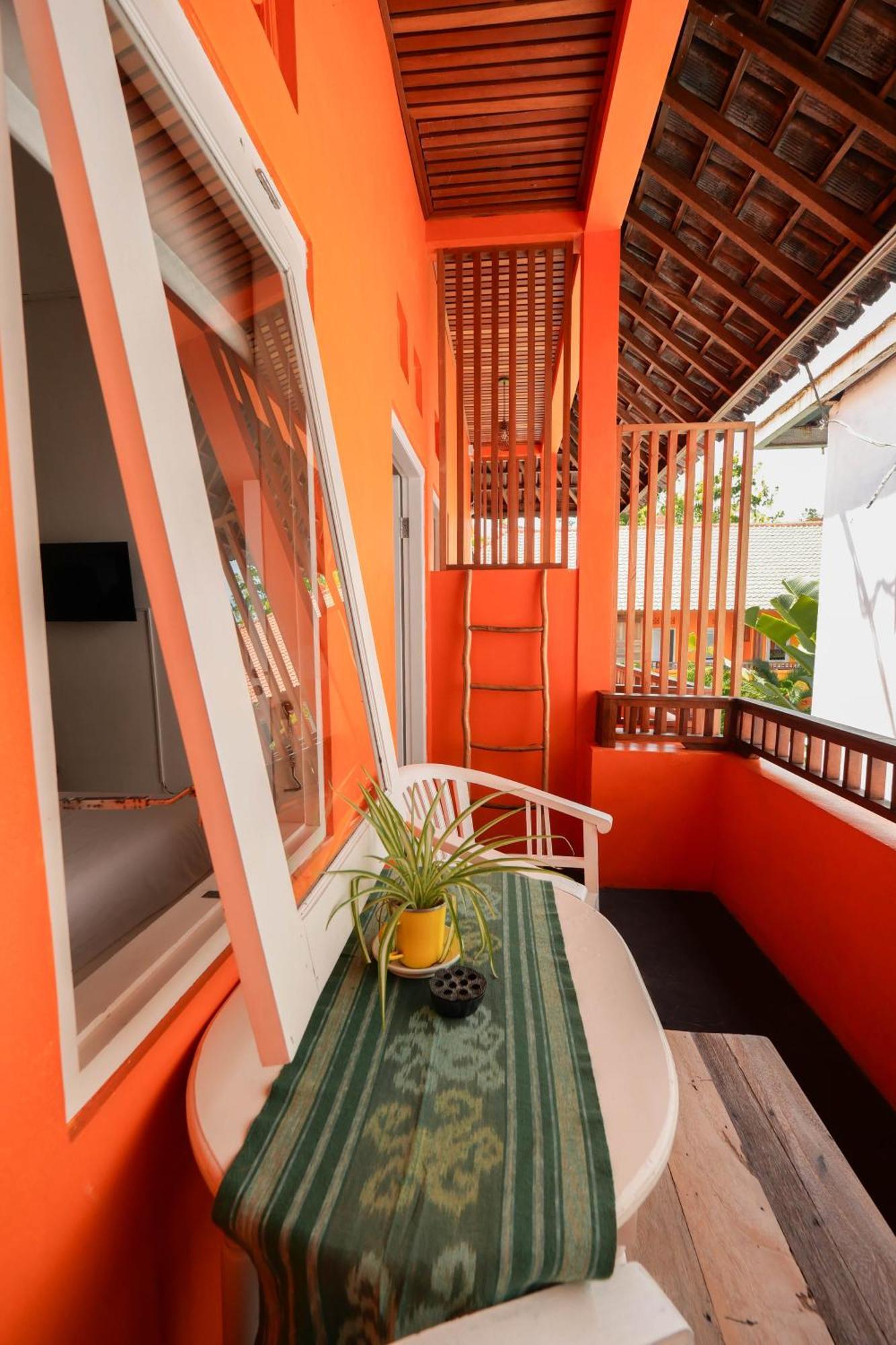 Triple Room Balcony