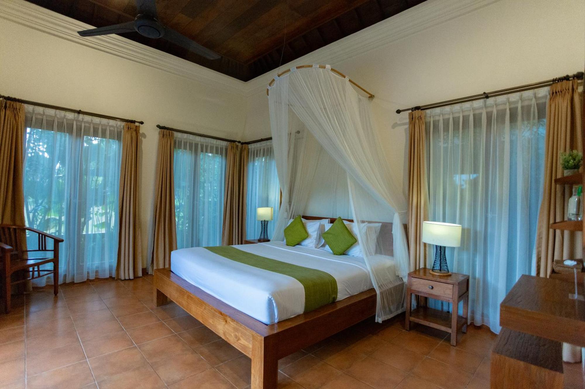 Villa with Private Pool,1532755969:JPEG