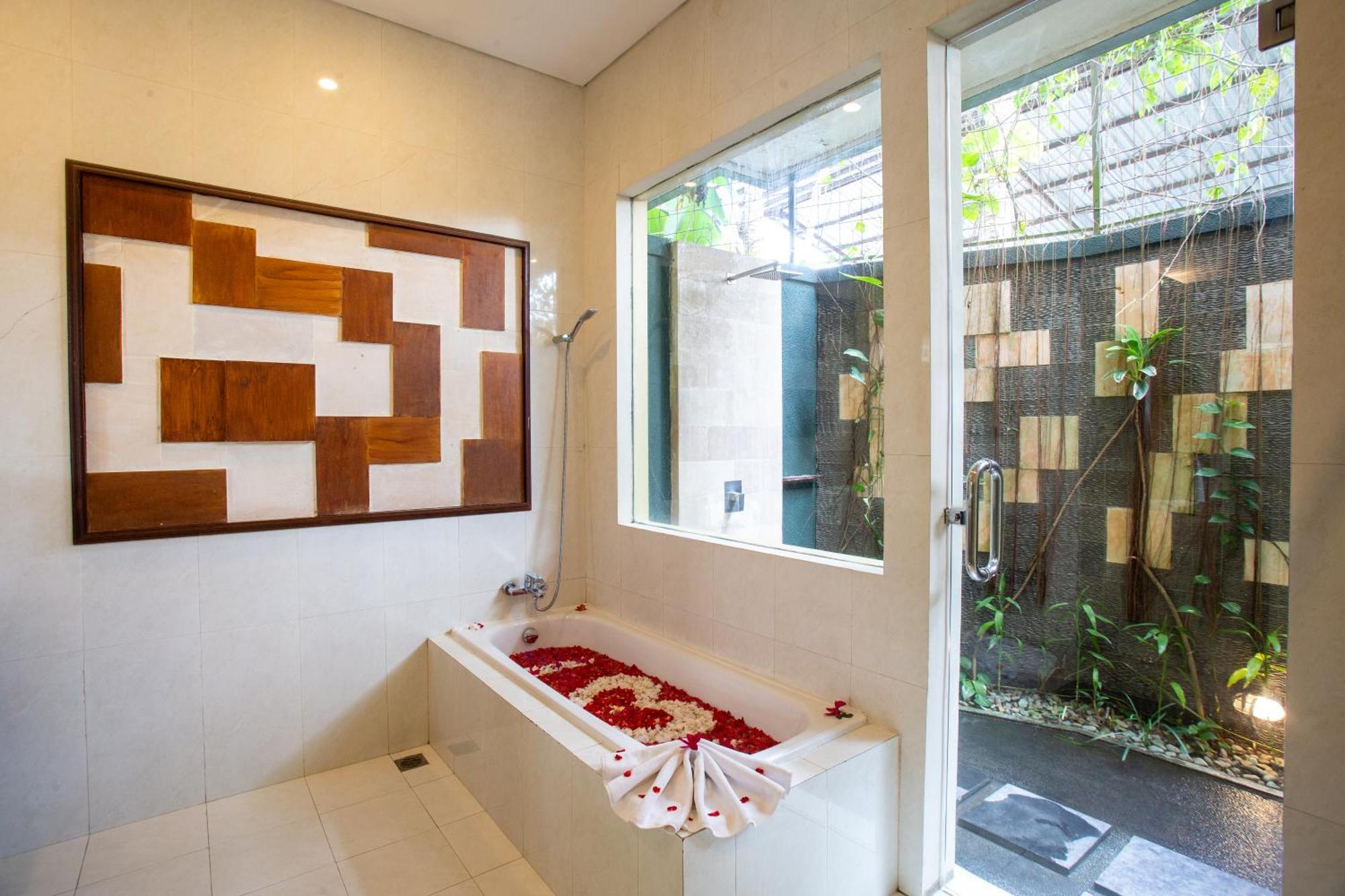 Super Deluxe Double Room Pool View