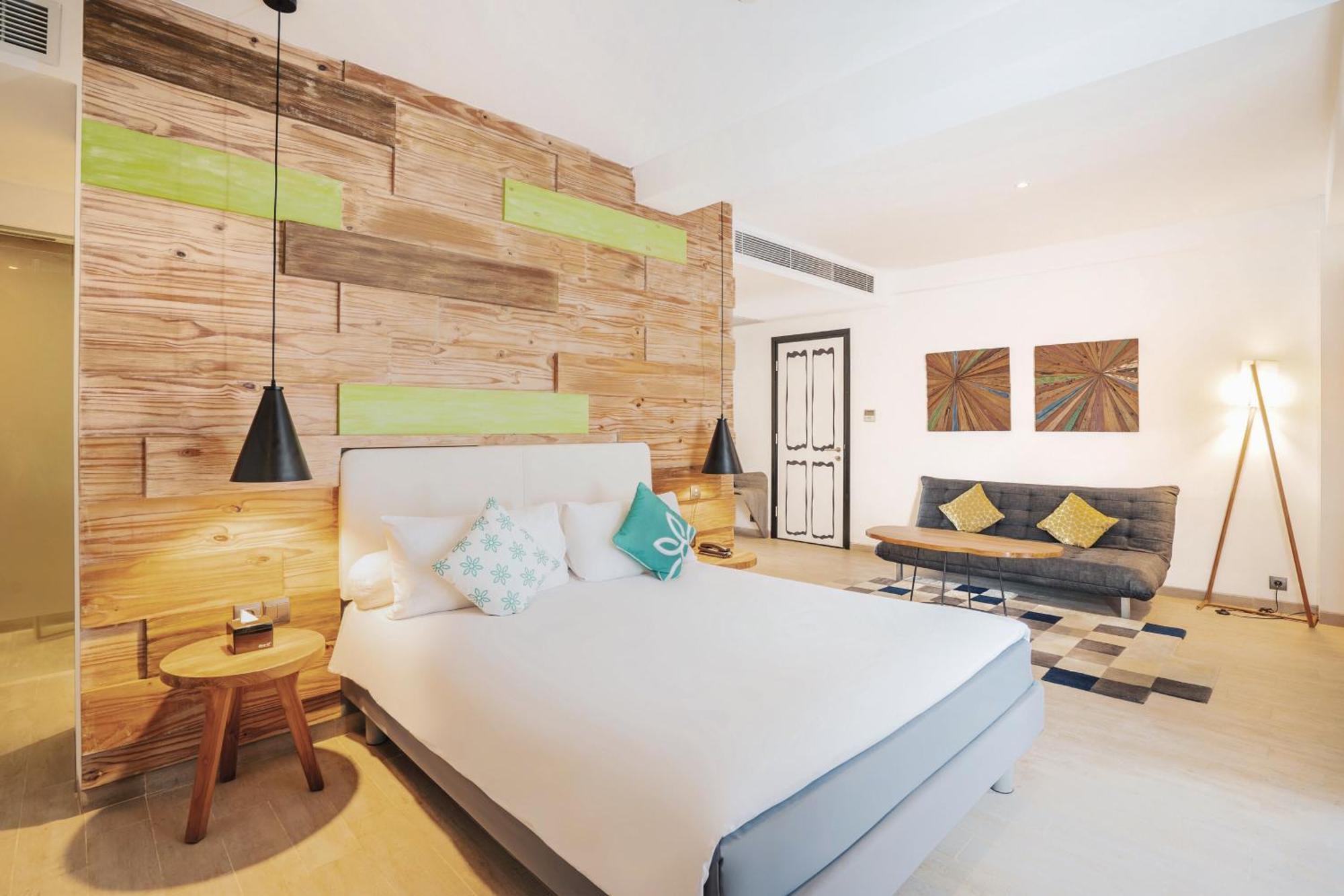 Junior Suite,1539809122:JPEG