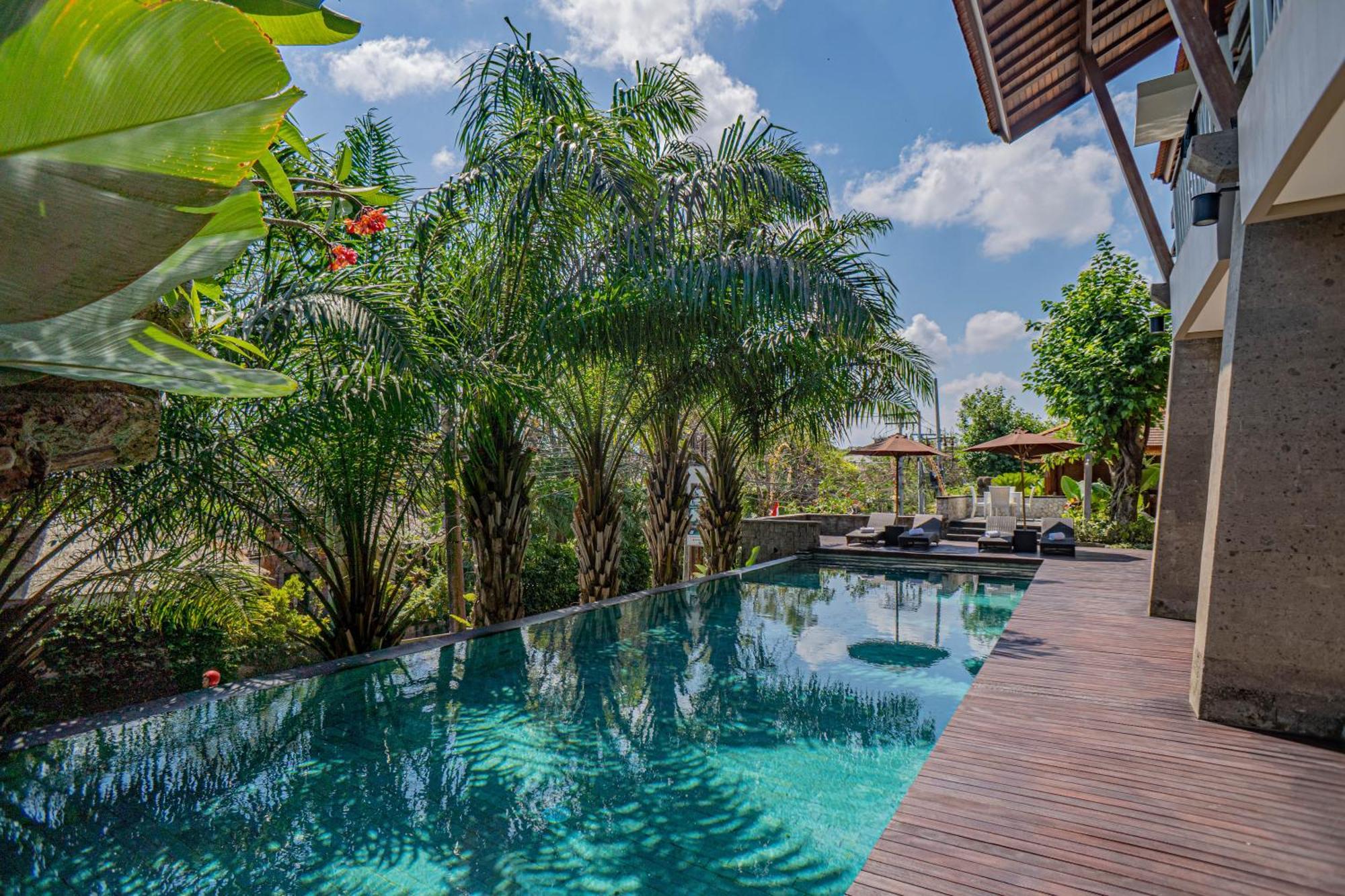 Deluxe Double with Pool View (2 Adults + 1 Child)