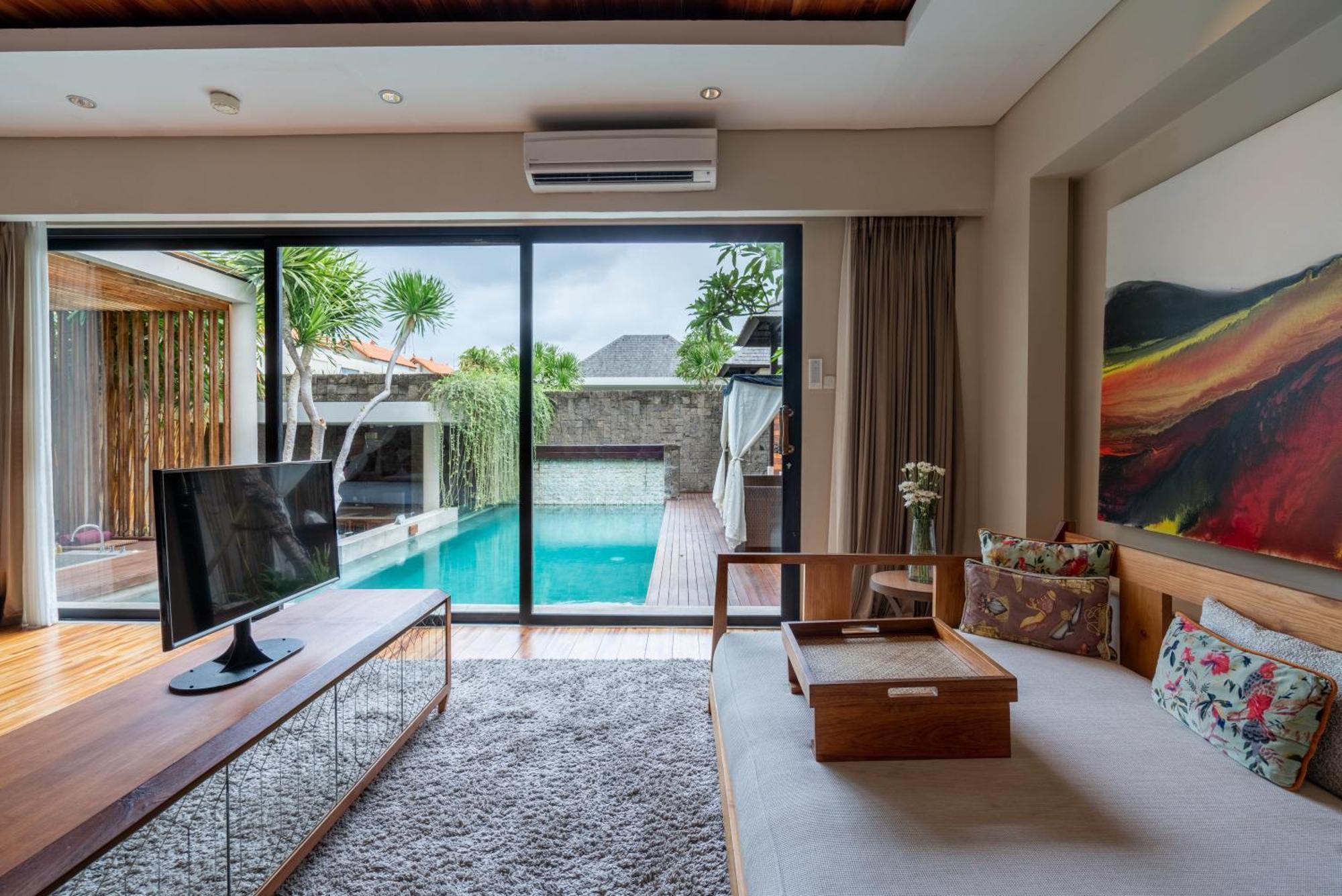 Desire One-Bedroom Private Pool Villa Floating