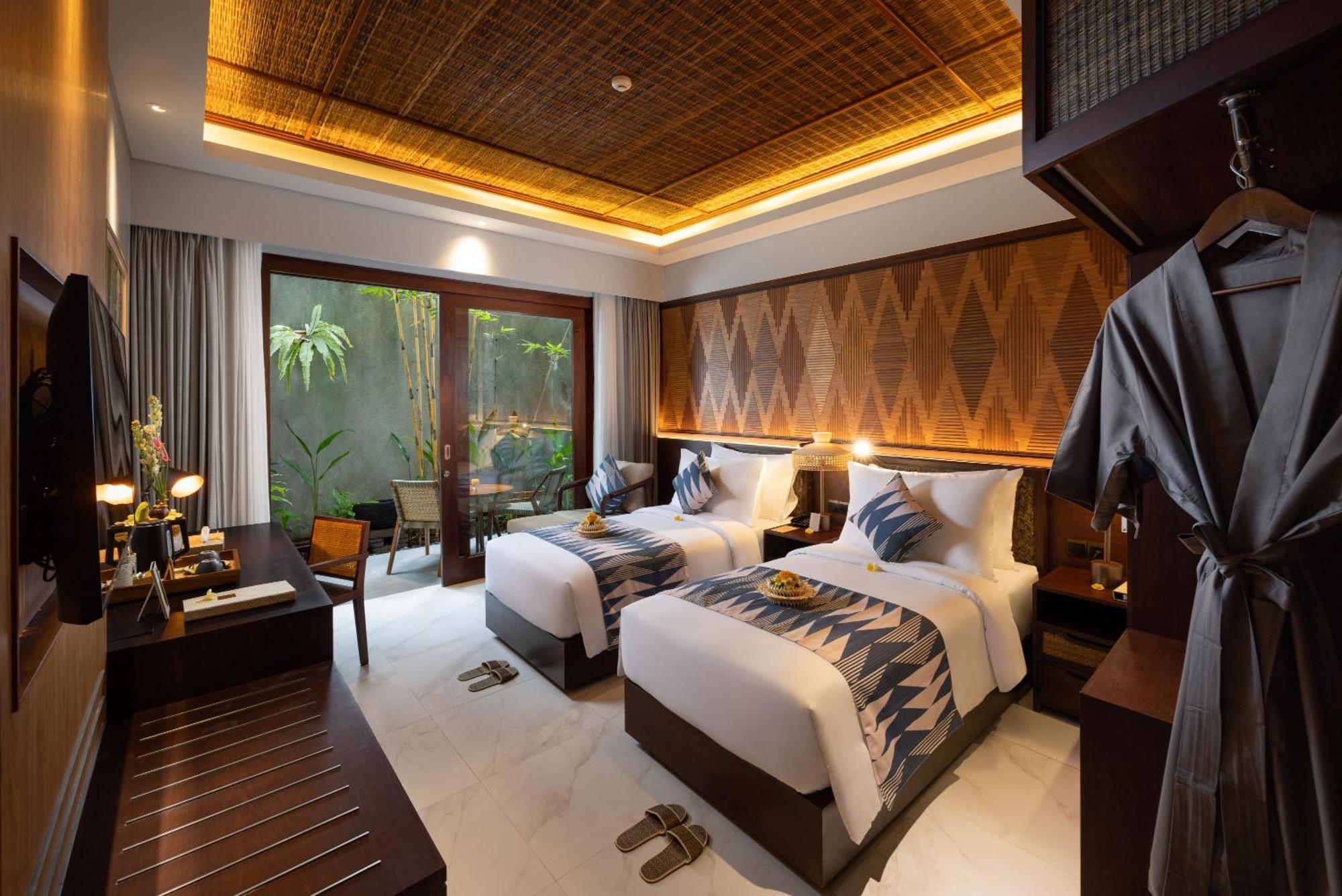 Deluxe Twin Room Daily Afternoon Tea