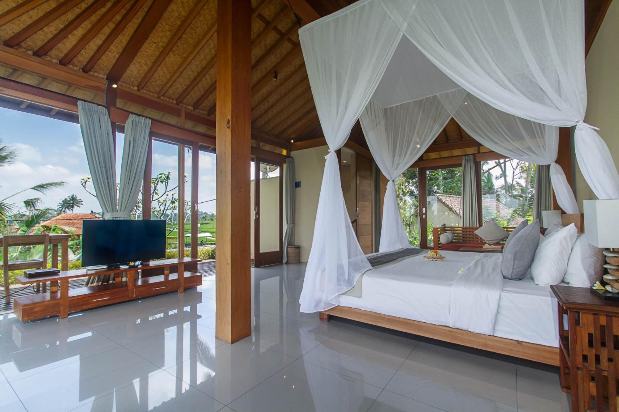 Family Two-Bedroom Villa Rice Field View
