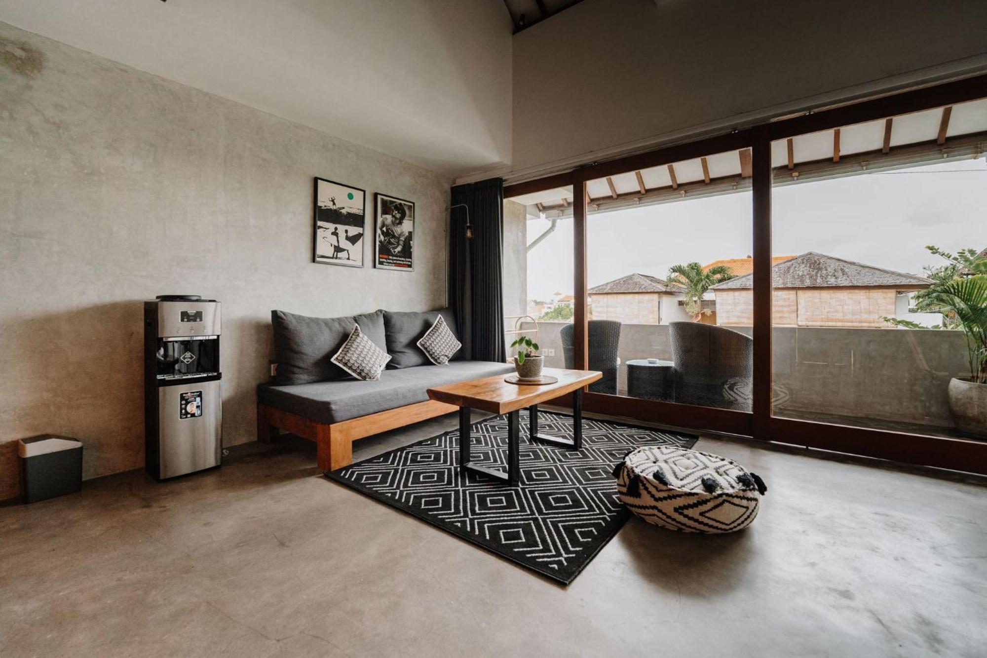 One-bedroom Loft Apartment,1552598026:JPEG