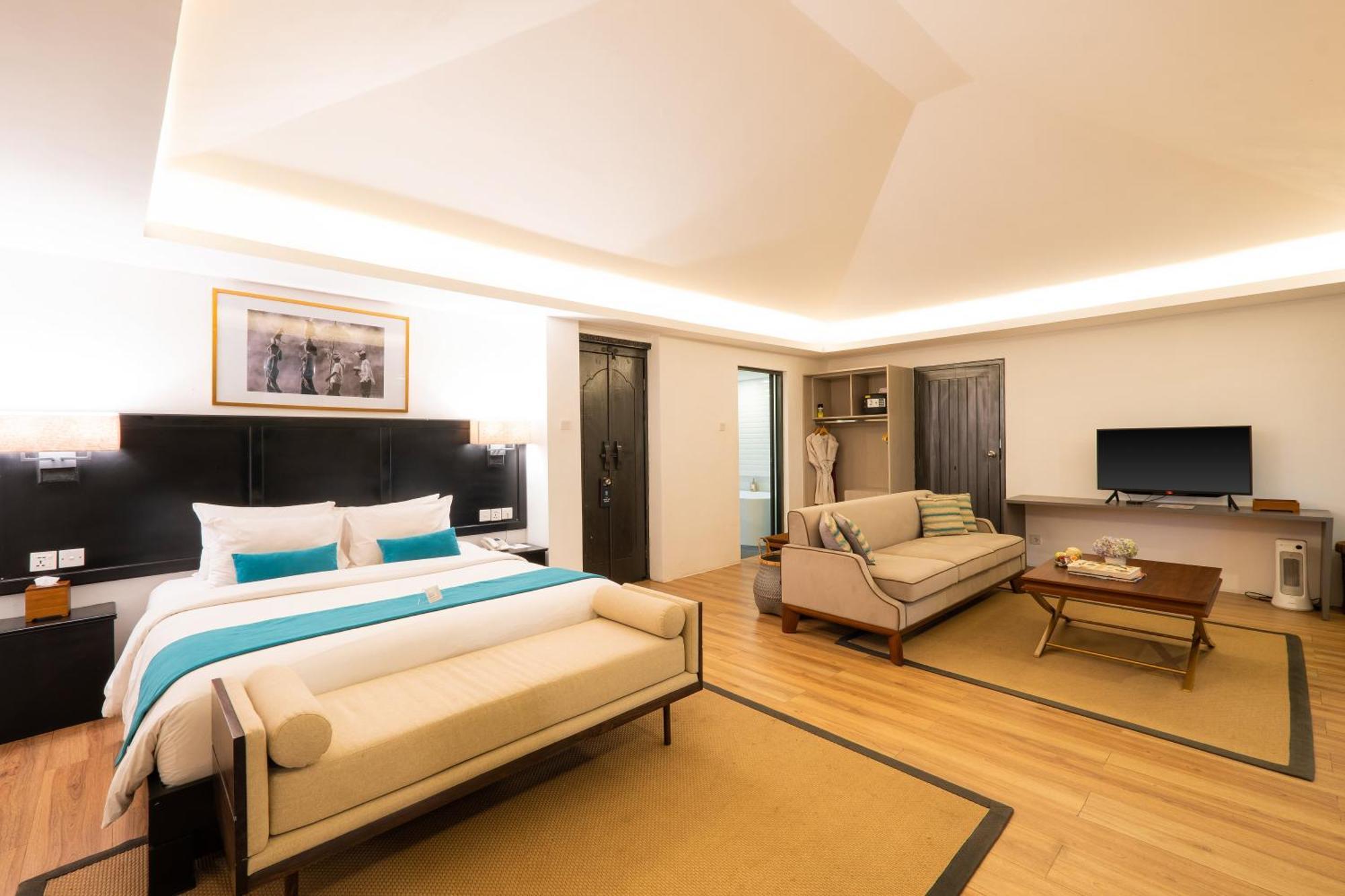 Premium Chalet Suite,1588090064:JPEG
