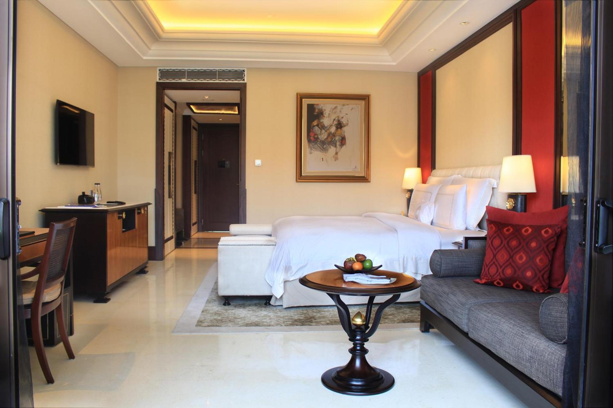 Premier King Room