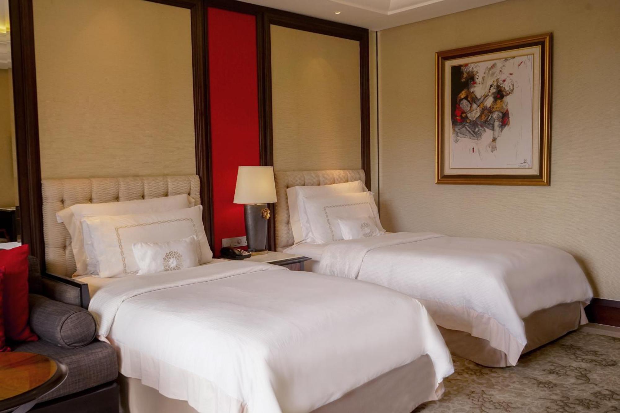 Premier Twin Room