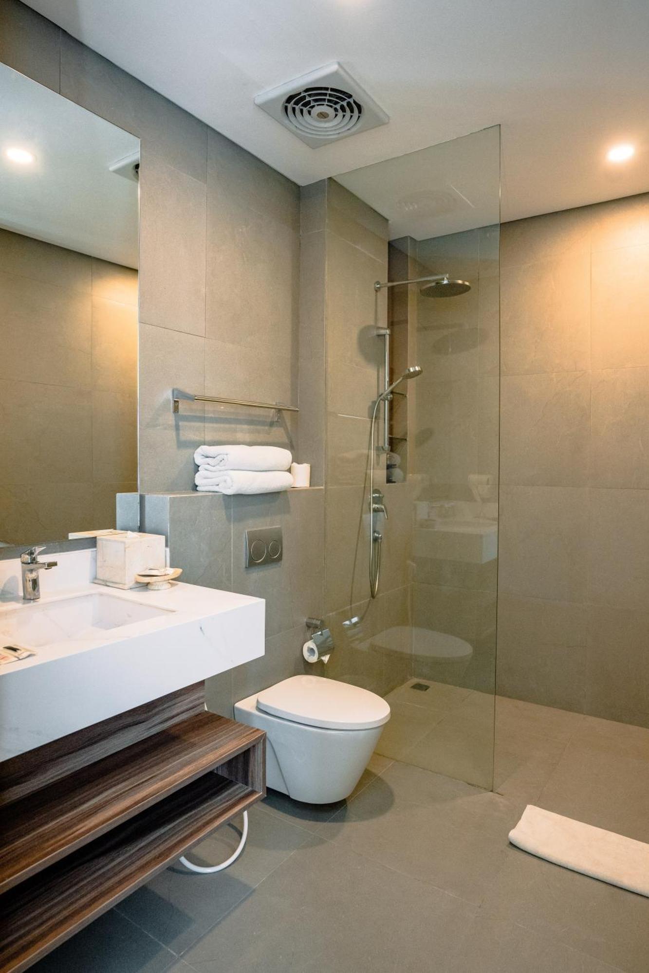 Three Bedroom Penthouse Ocean View with Well Equipped - Kitchenette