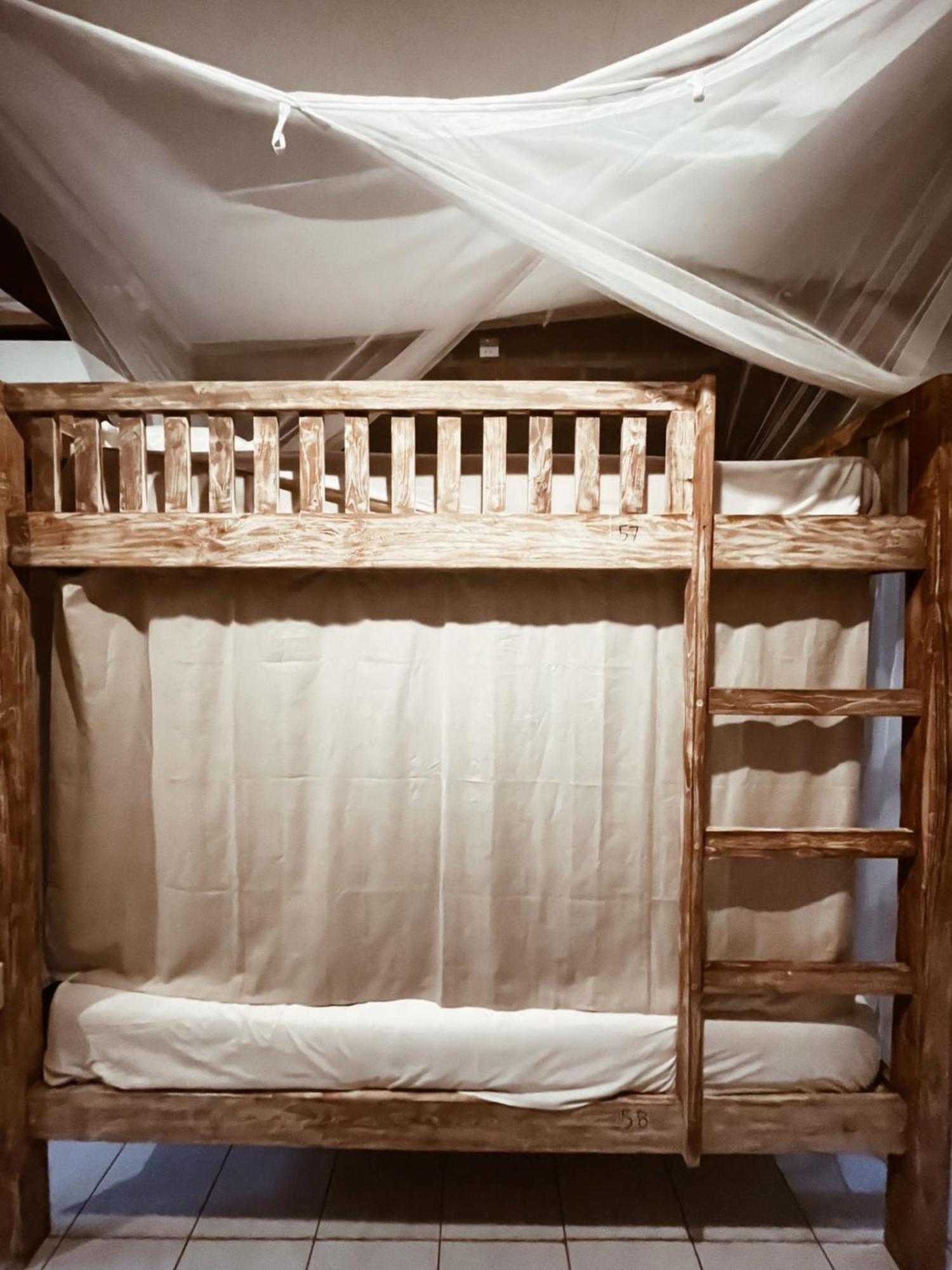 Bed 6-Bed Mixed Dormitory Room