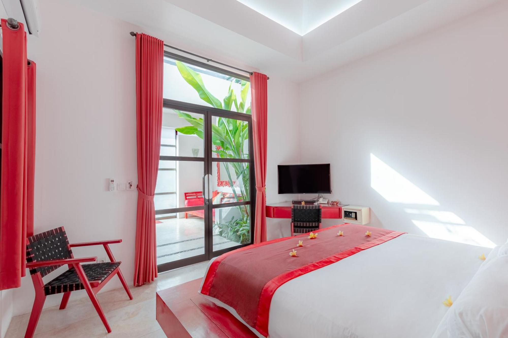 Superior Double or Twin Room Pool View