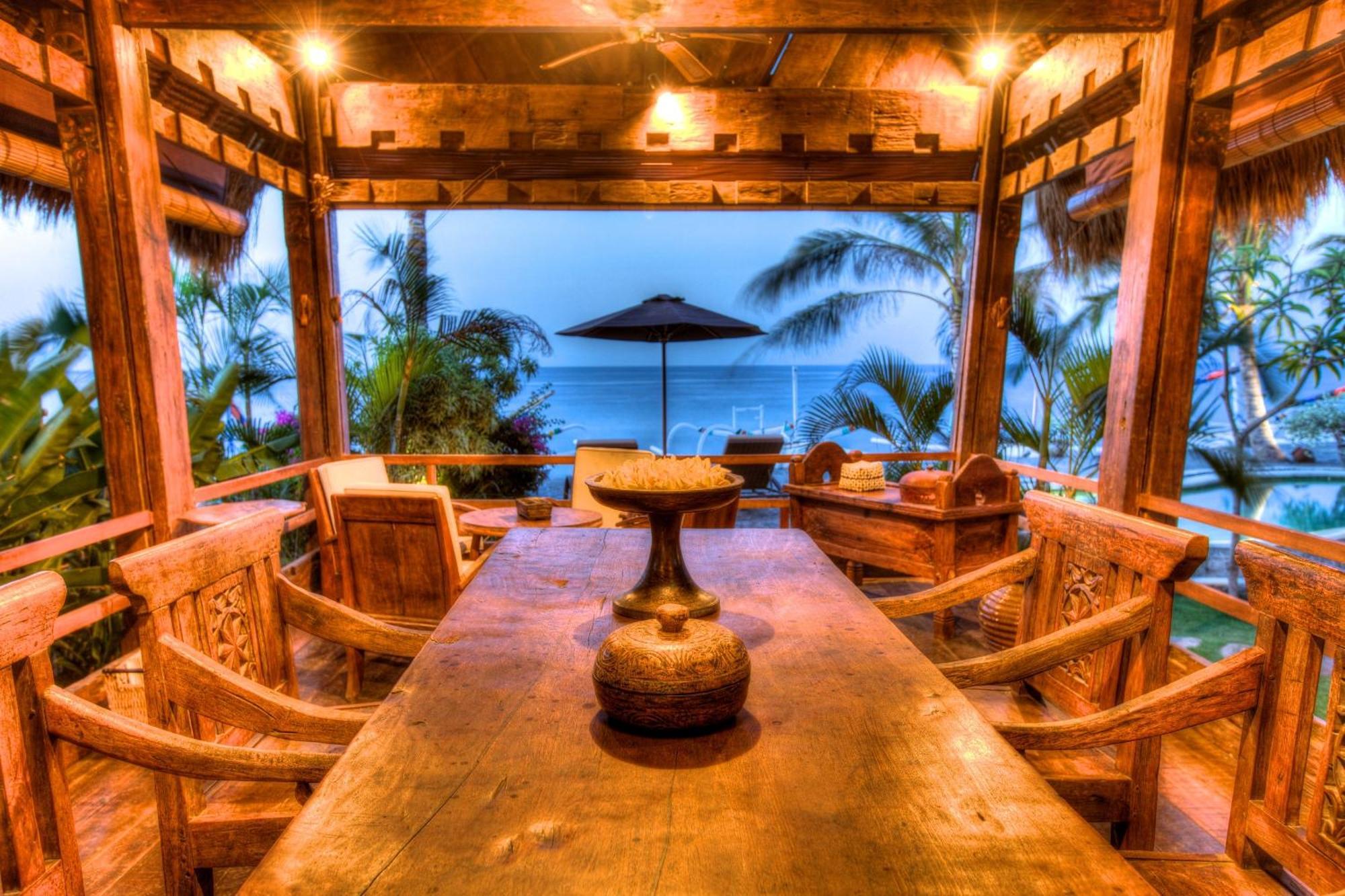 Villa Beach Front