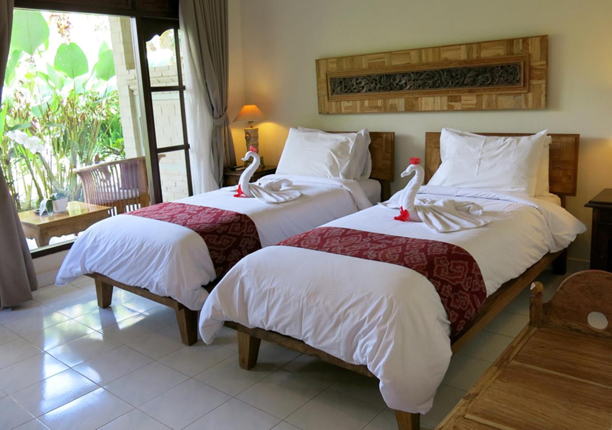 Superior Room Welcome Massage Afternoon Tea