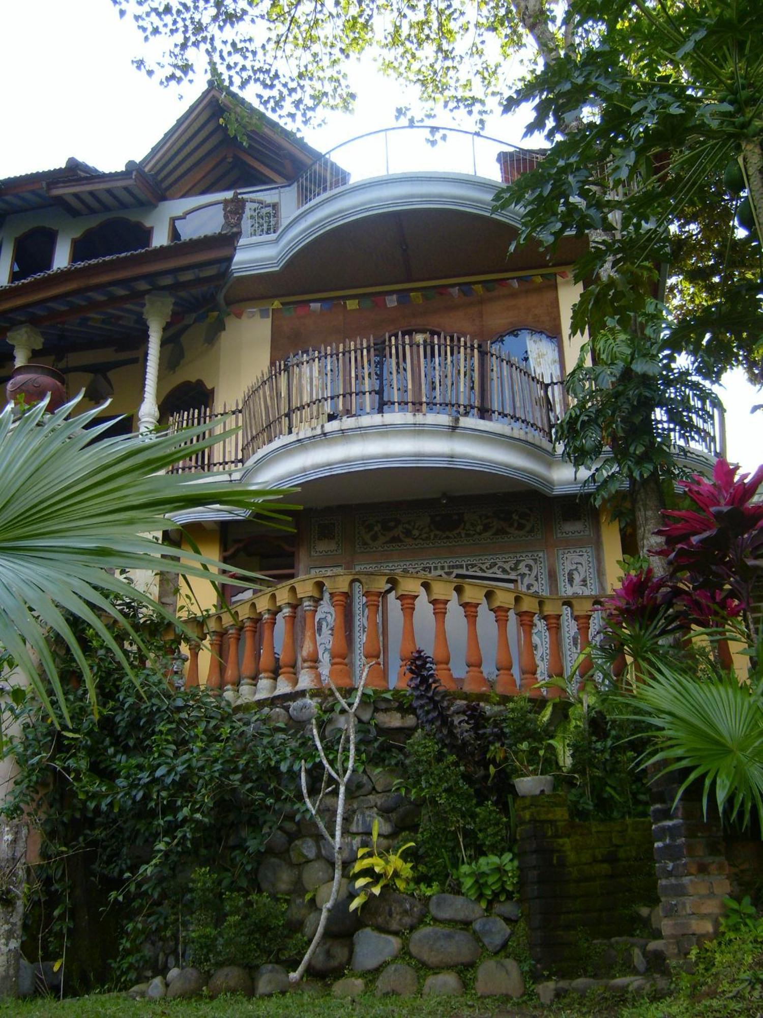 Deluxe Bungalow Garden View